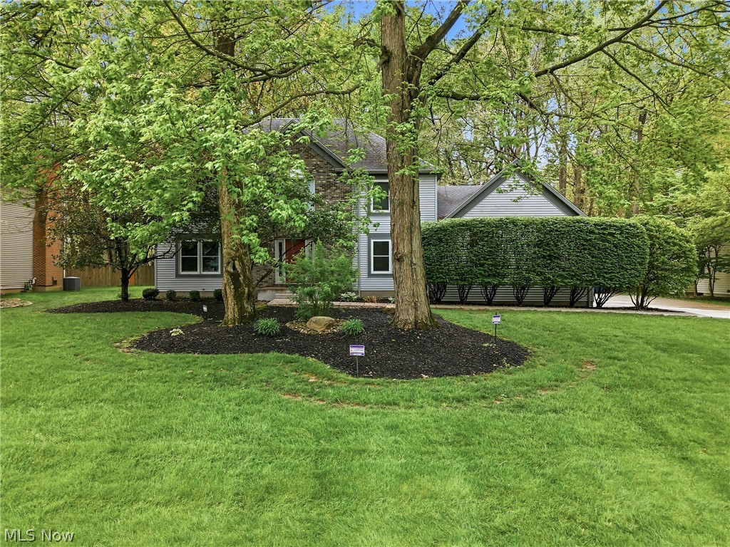 1178 Logan Woods Drive Hubbard OH 44425
