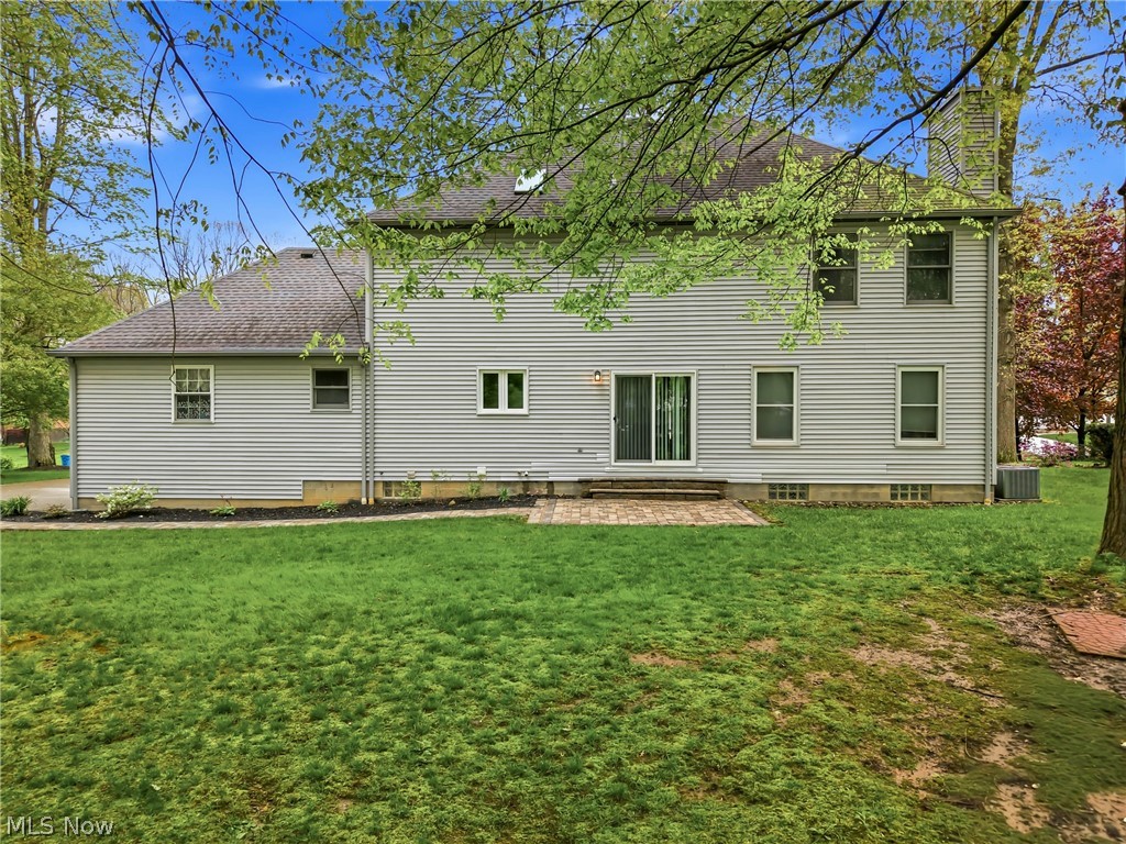 1178 Logan Woods Drive Hubbard OH 44425