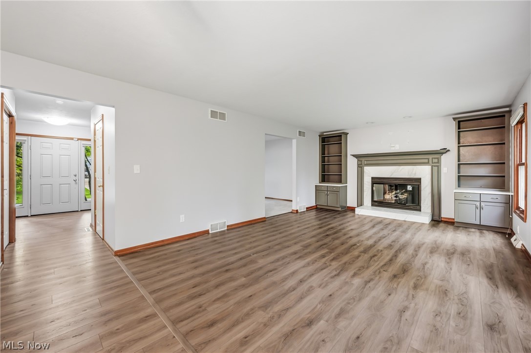 1178 Logan Woods Drive Hubbard OH 44425