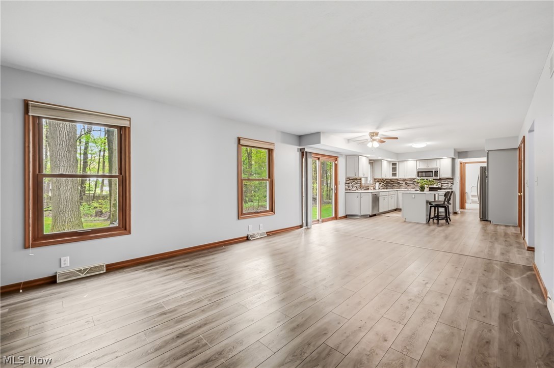 1178 Logan Woods Drive Hubbard OH 44425