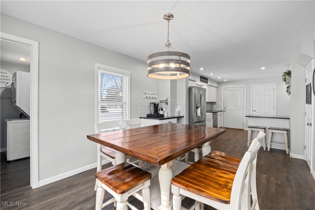 8010 Baumhart Road Amherst OH 44001