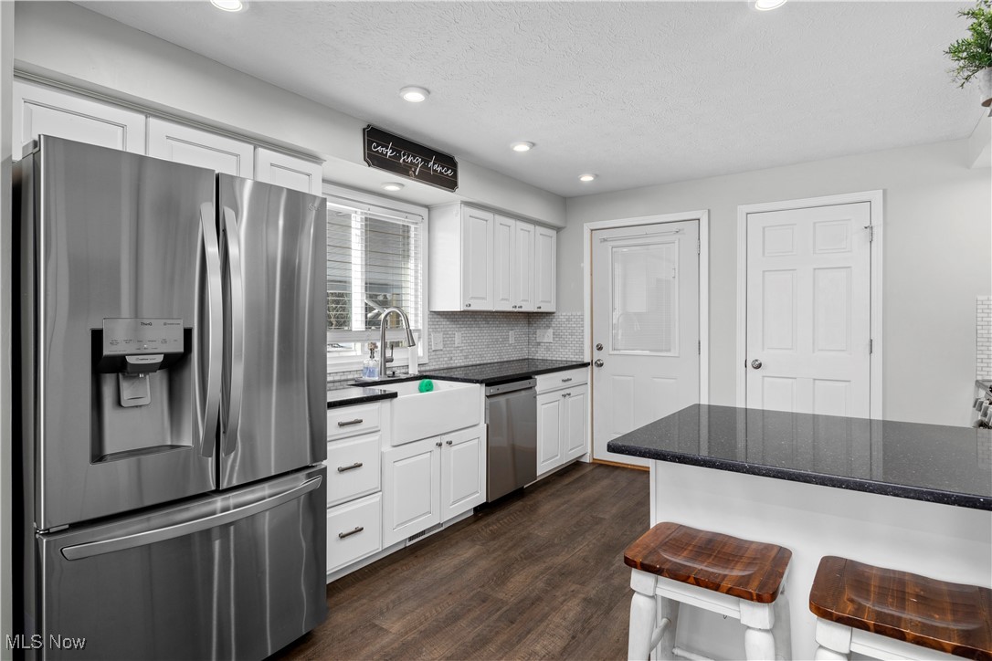 8010 Baumhart Road Amherst OH 44001