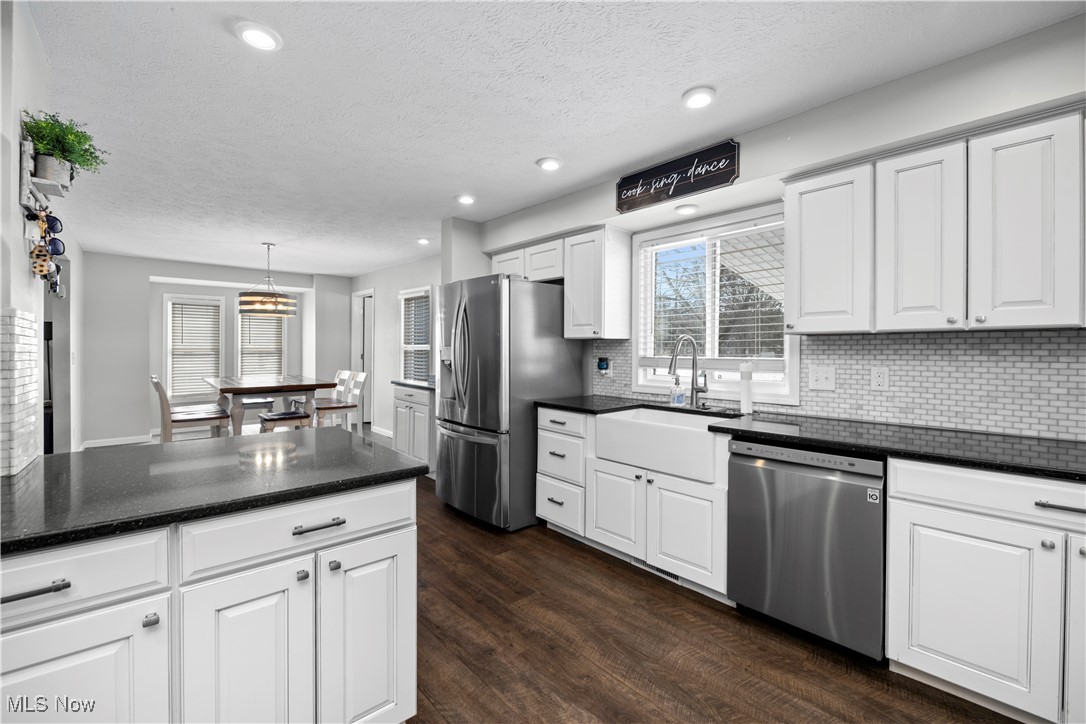 8010 Baumhart Road Amherst OH 44001