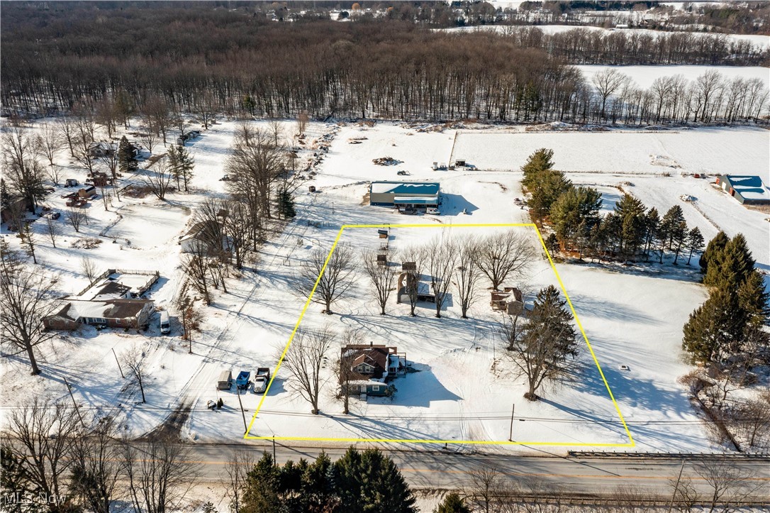 8010 Baumhart Road Amherst OH 44001