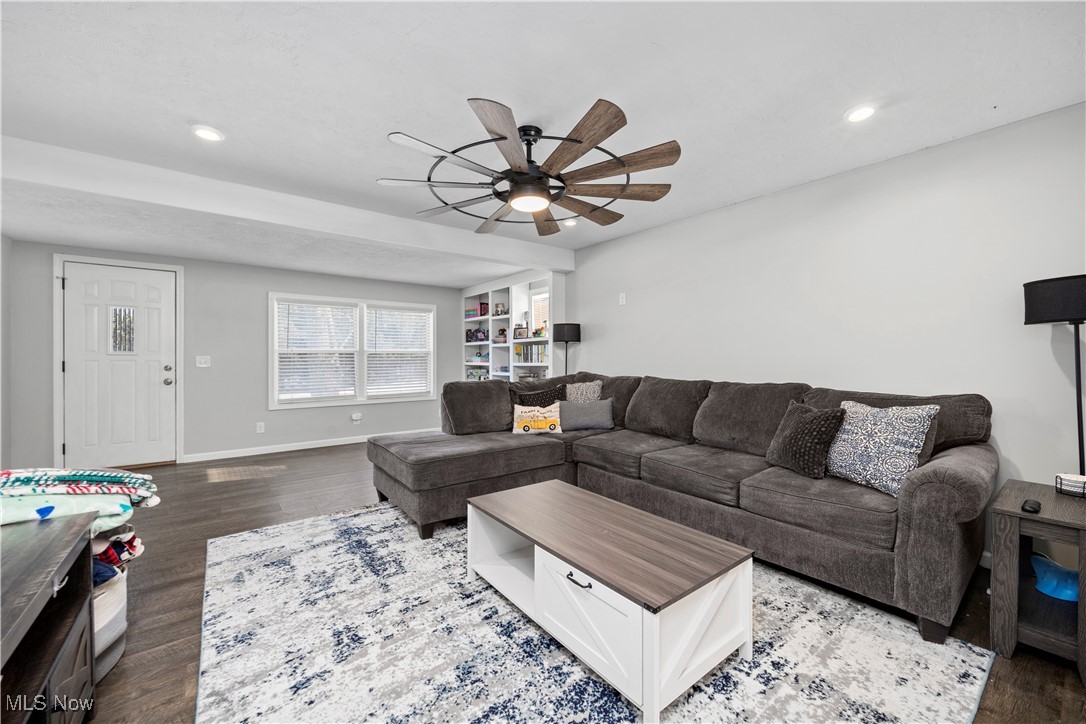 8010 Baumhart Road Amherst OH 44001