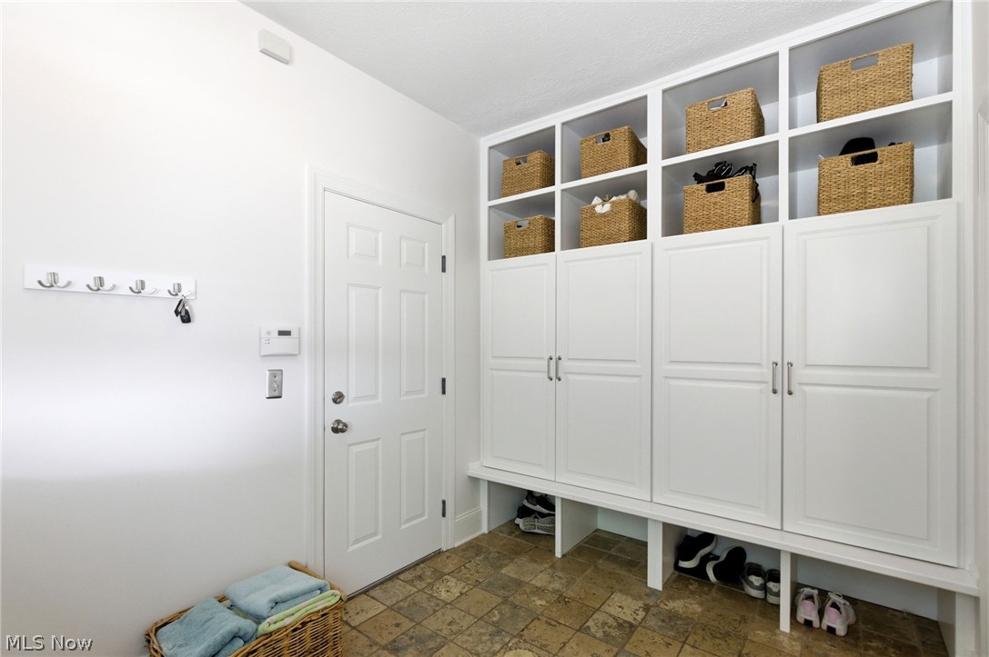 15 Martingale Court Chagrin Falls OH 44022