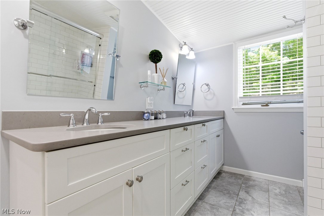 15 Martingale Court Chagrin Falls OH 44022