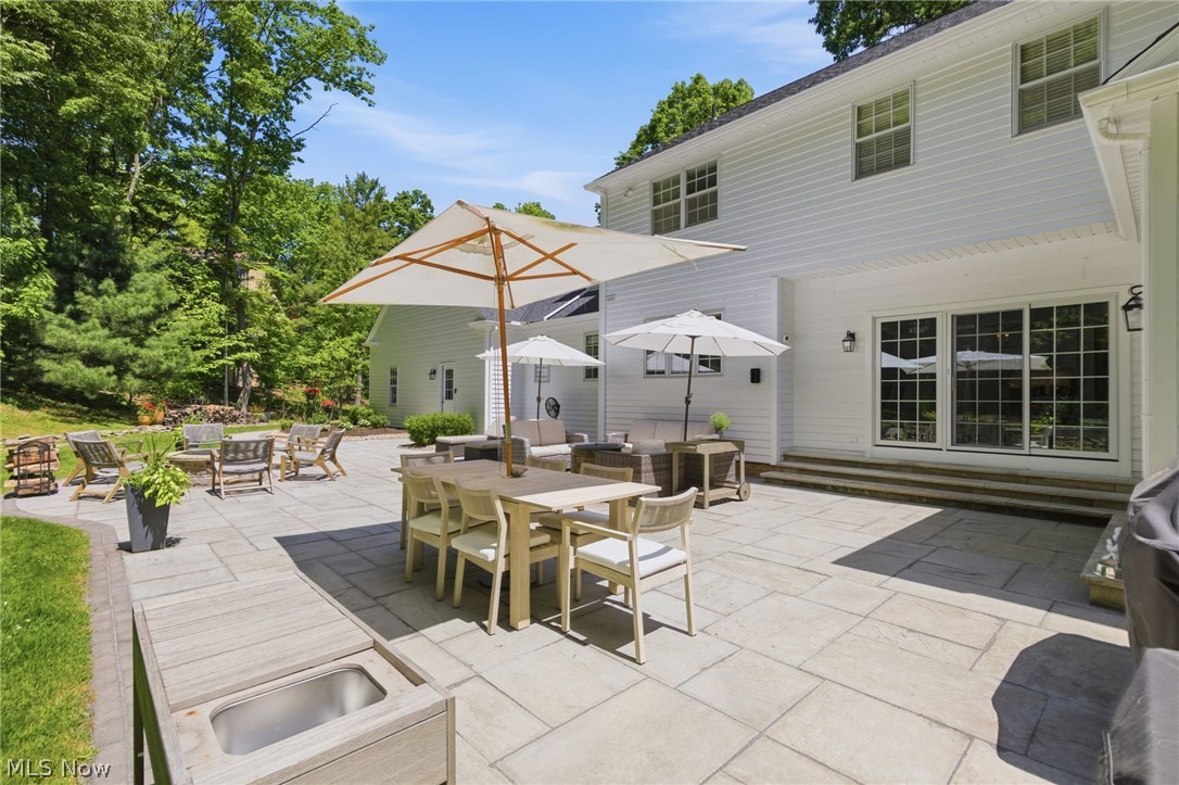 15 Martingale Court Chagrin Falls OH 44022