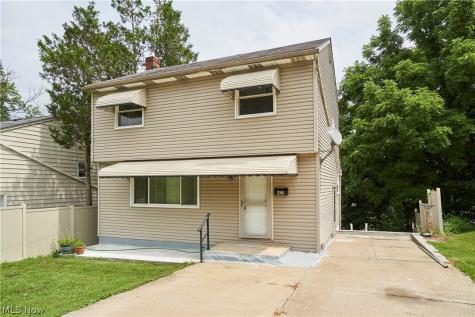 421 Malacca Street Akron OH 44305