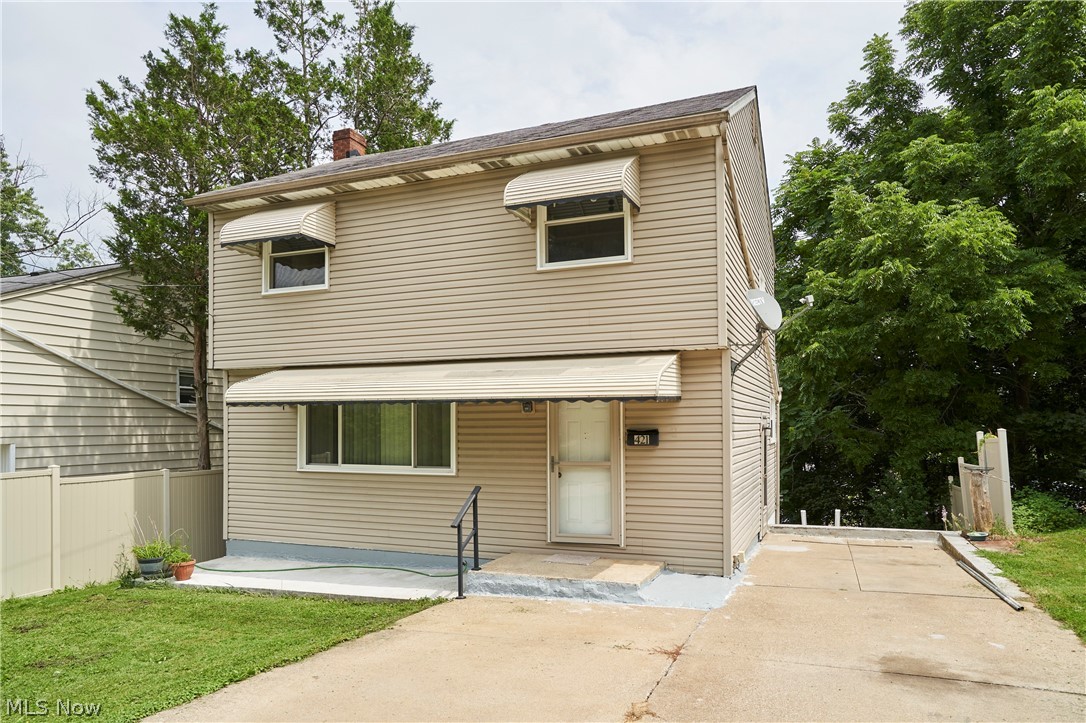 421 Malacca Street Akron OH 44305