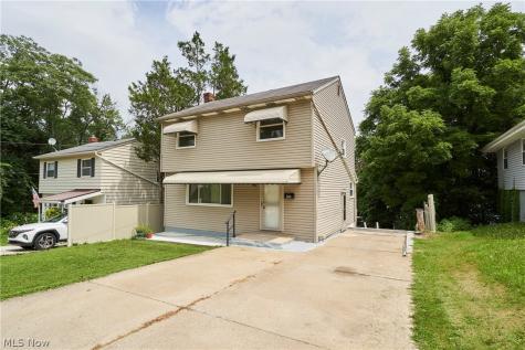421 Malacca Street Akron OH 44305