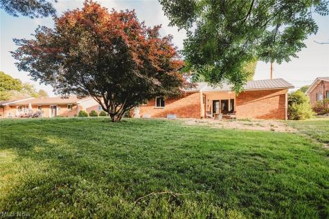 301 Bohl Drive Marietta OH 45750