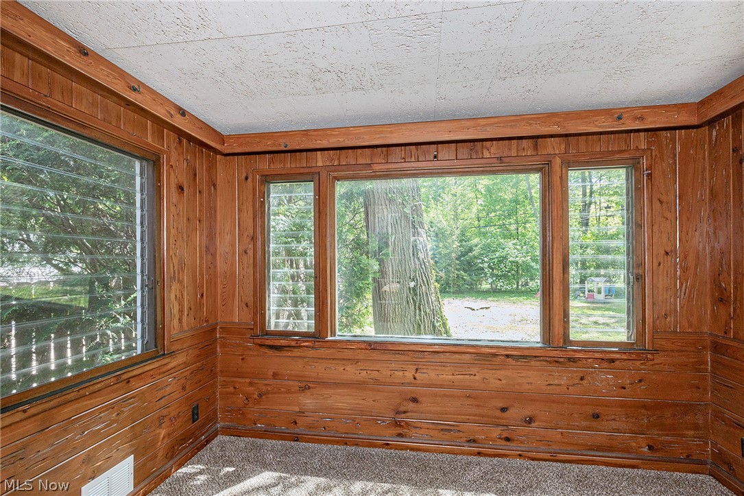 1761 Oakmount Road South Euclid OH 44121
