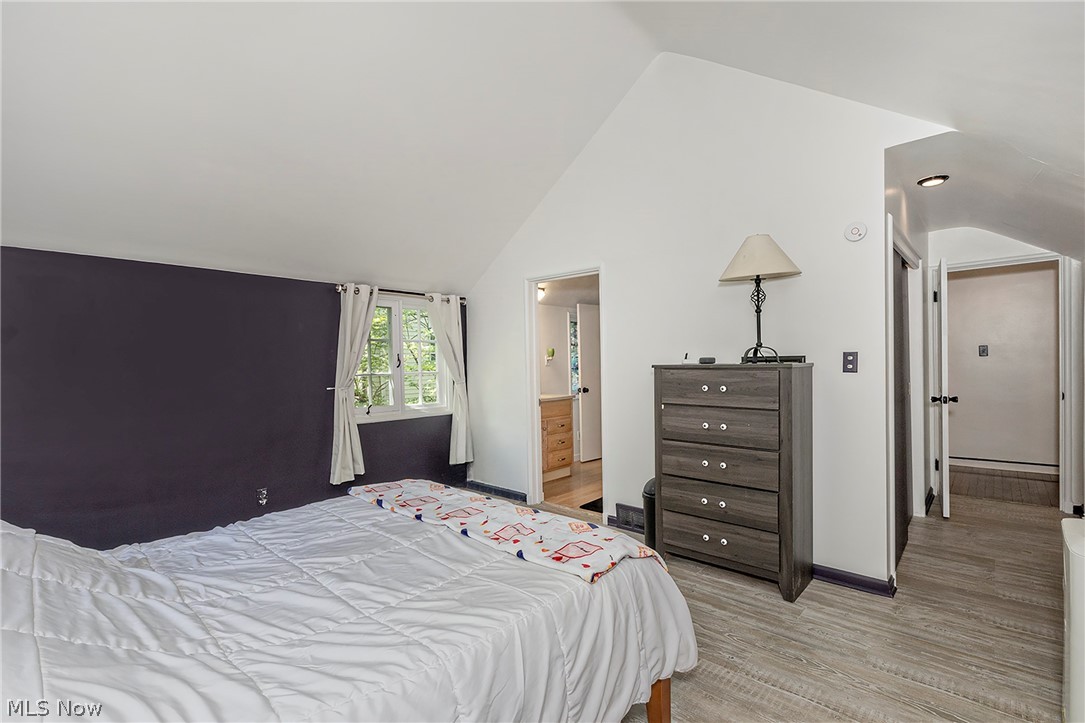 1761 Oakmount Road South Euclid OH 44121