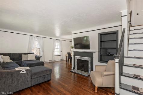 1761 Oakmount Road South Euclid OH 44121