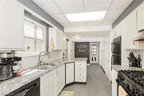 1761 Oakmount Road South Euclid OH 44121