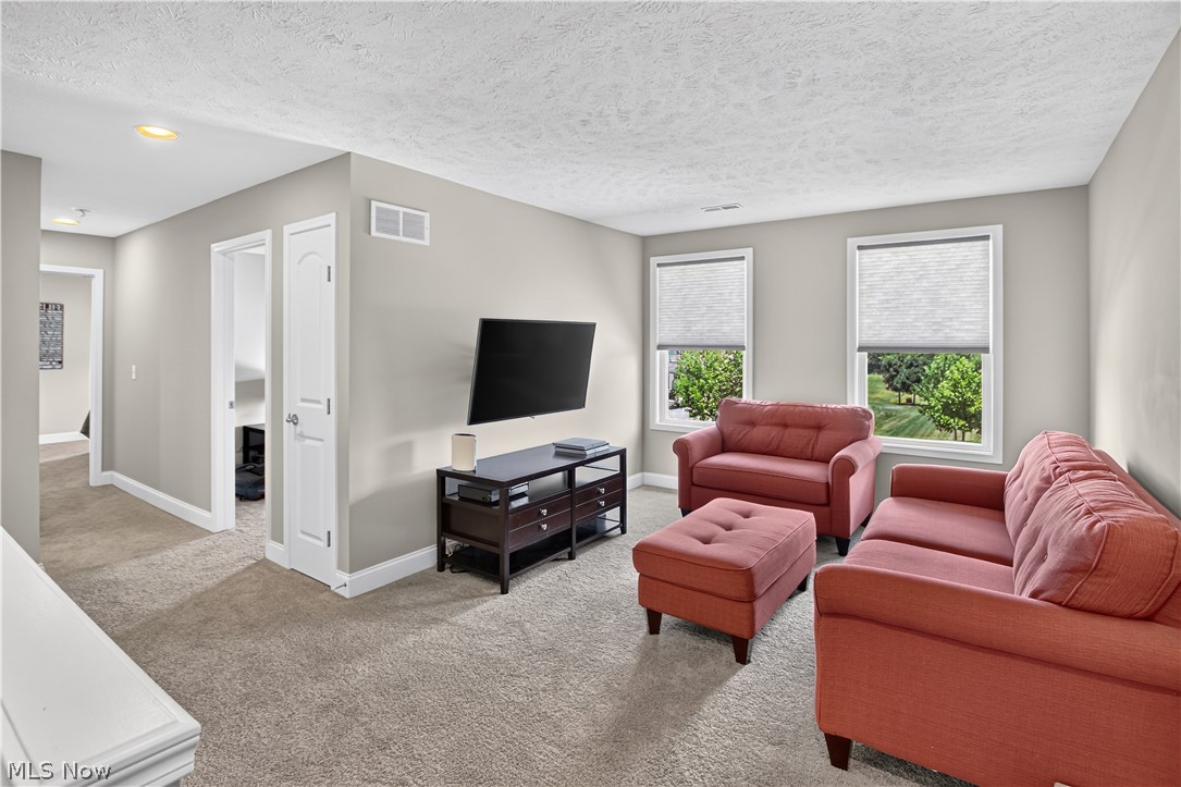 20296 Ennis Drive Strongsville OH 44149