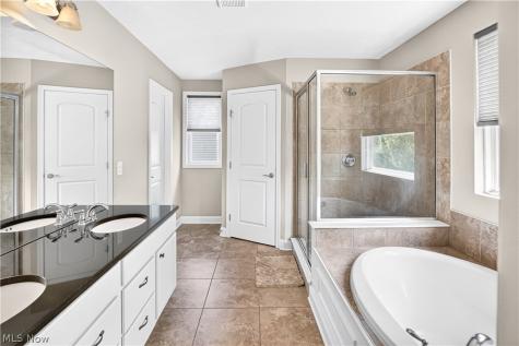 20296 Ennis Drive Strongsville OH 44149