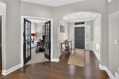 20296 Ennis Drive Strongsville OH 44149