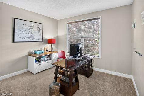 20296 Ennis Drive Strongsville OH 44149
