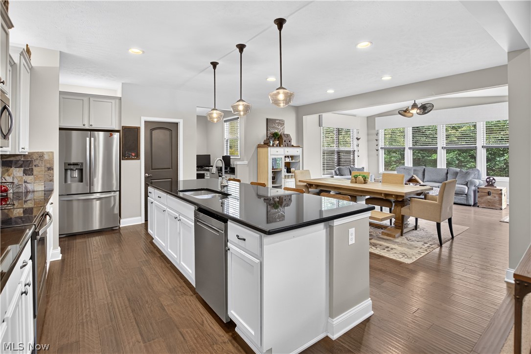 20296 Ennis Drive Strongsville OH 44149