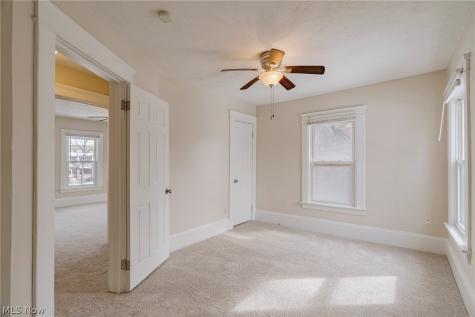 14915 Clifton Boulevard Lakewood OH 44107