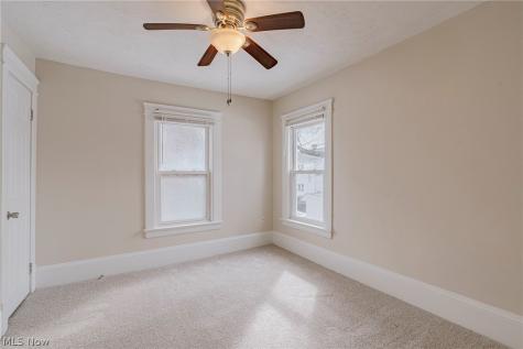 14915 Clifton Boulevard Lakewood OH 44107