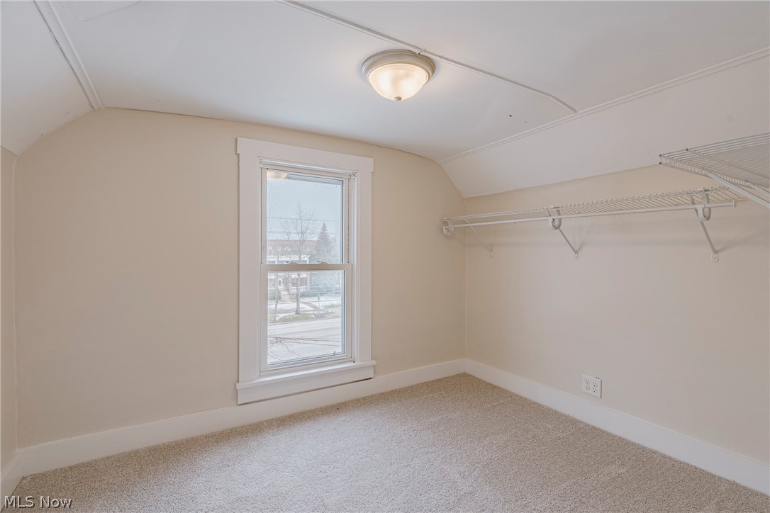14915 Clifton Boulevard Lakewood OH 44107