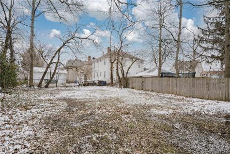 14915 Clifton Boulevard Lakewood OH 44107