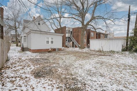 14915 Clifton Boulevard Lakewood OH 44107