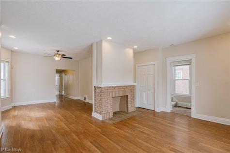14915 Clifton Boulevard Lakewood OH 44107