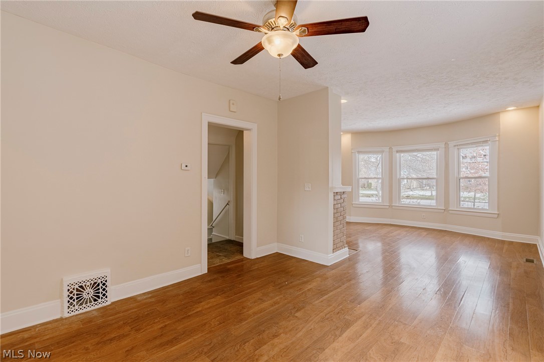14915 Clifton Boulevard Lakewood OH 44107