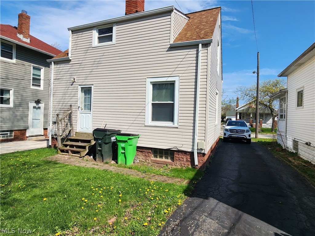 19850 Ormiston Avenue Euclid OH 44119