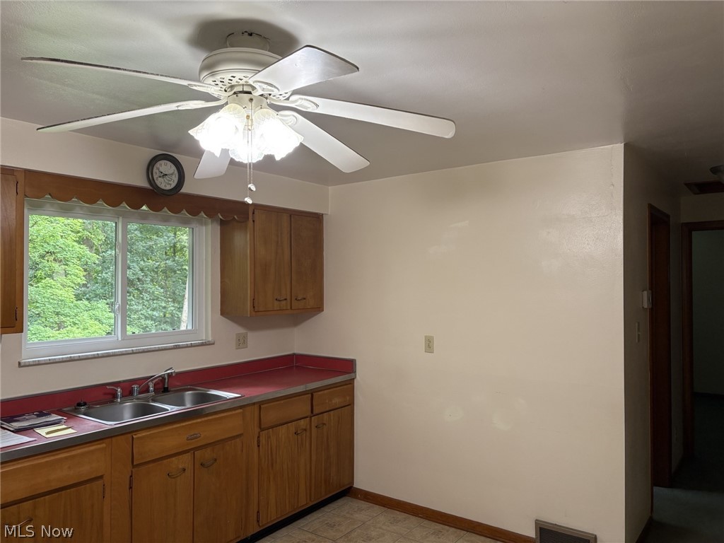 2247 County Road 47 Toronto OH 43964