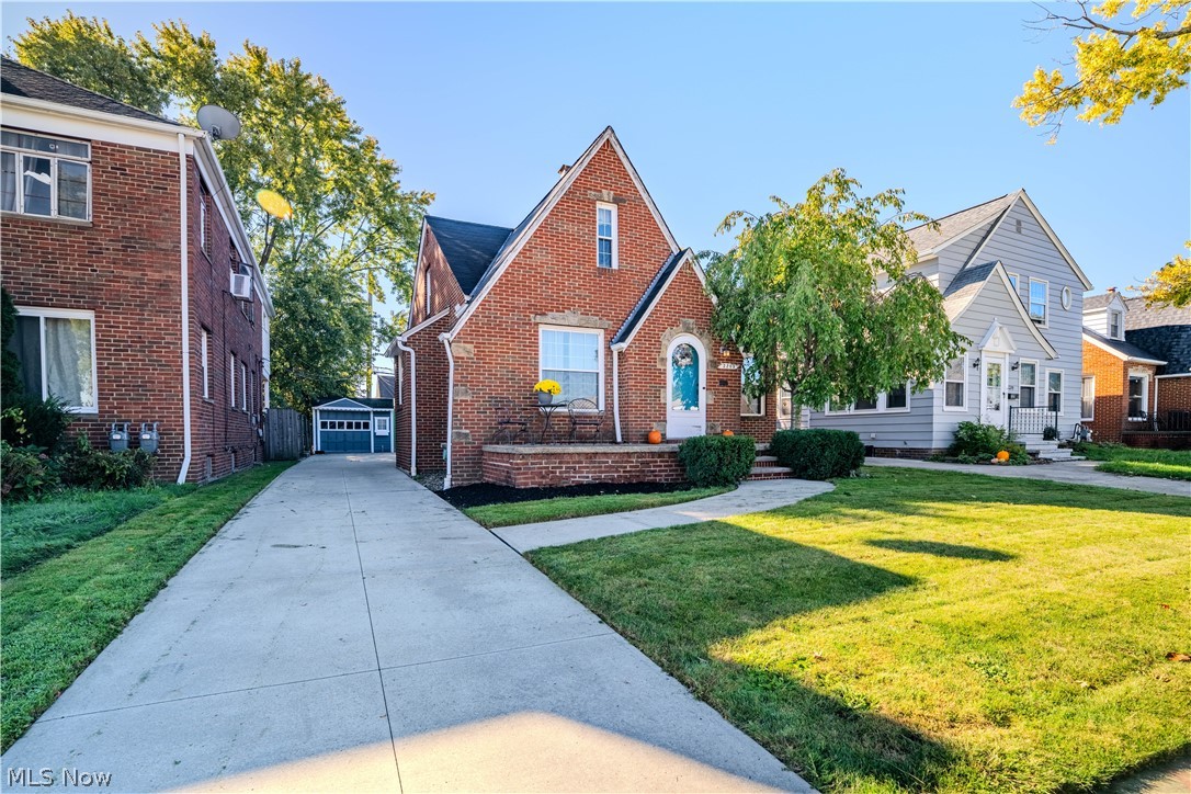 2205 Brookview Boulevard Parma OH 44134