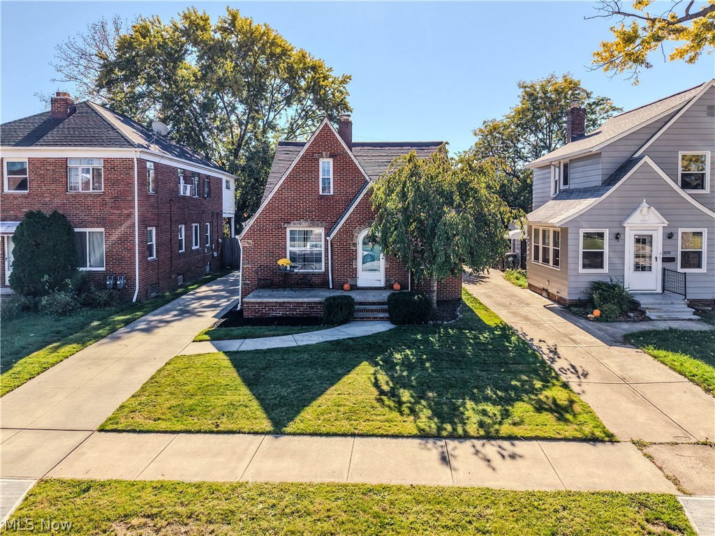 2205 Brookview Boulevard Parma OH 44134