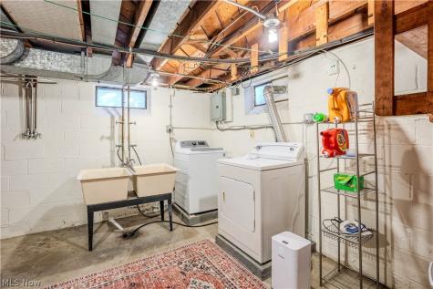 2205 Brookview Boulevard Parma OH 44134