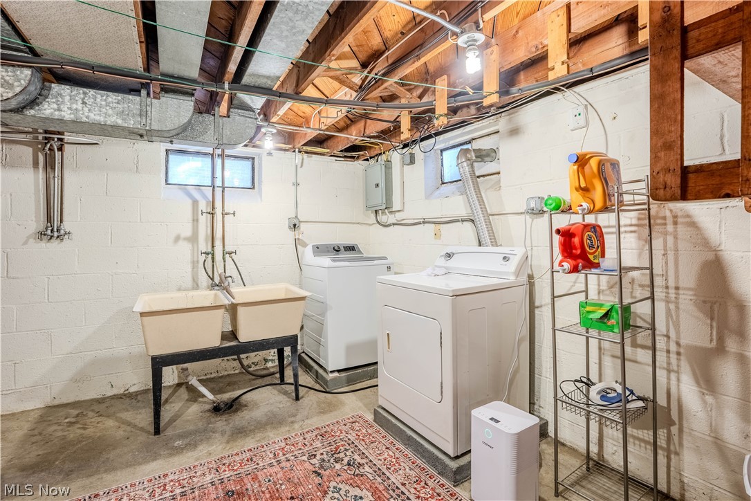 2205 Brookview Boulevard Parma OH 44134