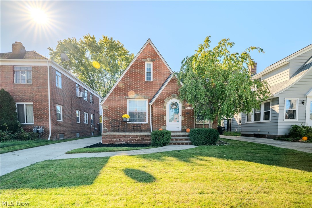 2205 Brookview Boulevard Parma OH 44134
