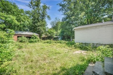 10001 Yale Avenue Cleveland OH 44108