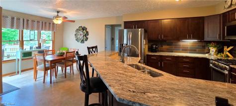 19694 Summer Place Drive Strongsville OH 44136