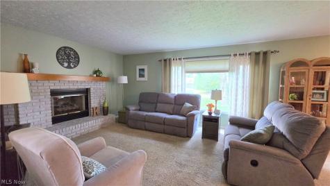 19694 Summer Place Drive Strongsville OH 44136