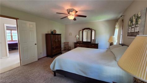 19694 Summer Place Drive Strongsville OH 44136