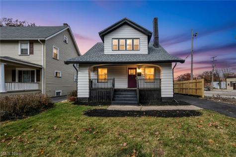828 Nela View Road Cleveland Heights OH 44112