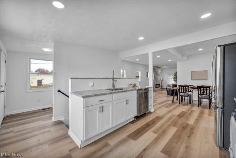 828 Nela View Road Cleveland Heights OH 44112