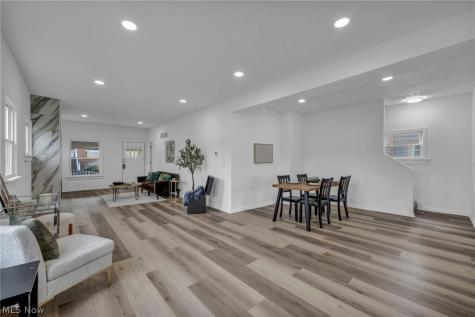 828 Nela View Road Cleveland Heights OH 44112
