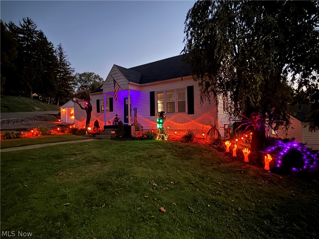 795 Concord Place Coshocton OH 43812