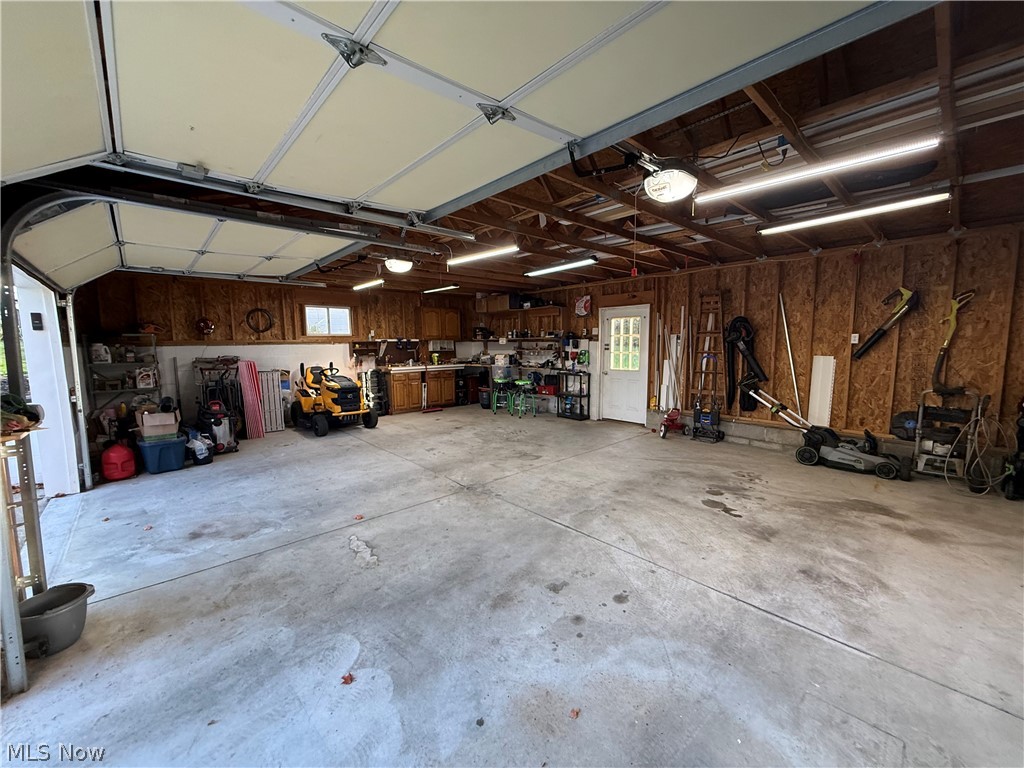 795 Concord Place Coshocton OH 43812