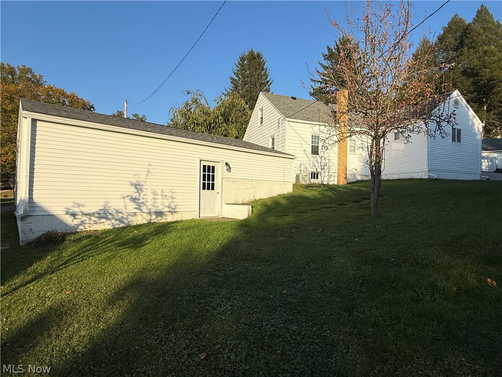 795 Concord Place Coshocton OH 43812