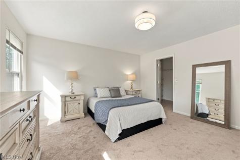 2826 Aaron Drive Medina OH 44256